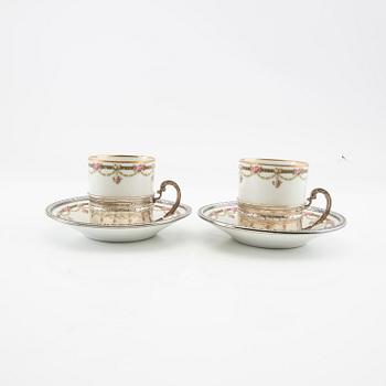 Moccakoppar ett par, Sèvres-liknande märke  porslin och silver 1800-talets slut.