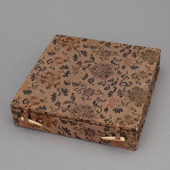 SKÅL, porslin, Kina, Ming. (1368-1644).