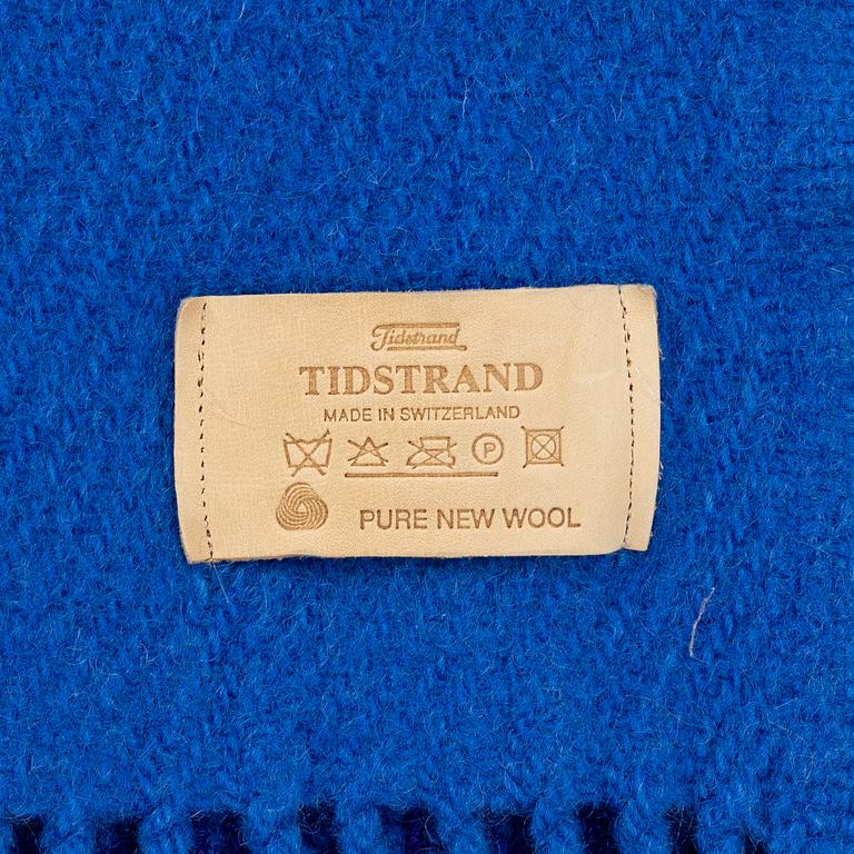 Two wool blankets by Tidstrands.