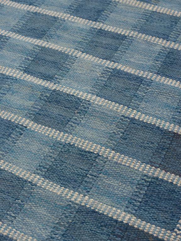 MATTA. "Schackrutan blå". Rölakan. 149,5 x 91 cm. Signerad AB MMF BN.