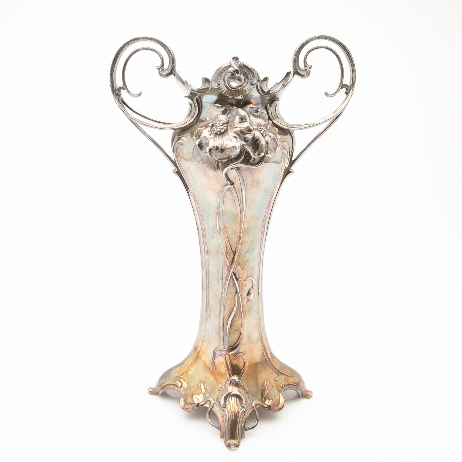 Württembergische Metallwarenfabrik (WMF), Art Nouveau vase, early 20th century.