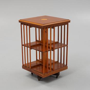 Boksnurra, engelsk stil, 1900-talets andra hälft.