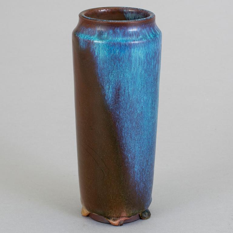 Wilhelm Kåge, A 'Farsta' stoneware vase, Gustavsberg 1930.