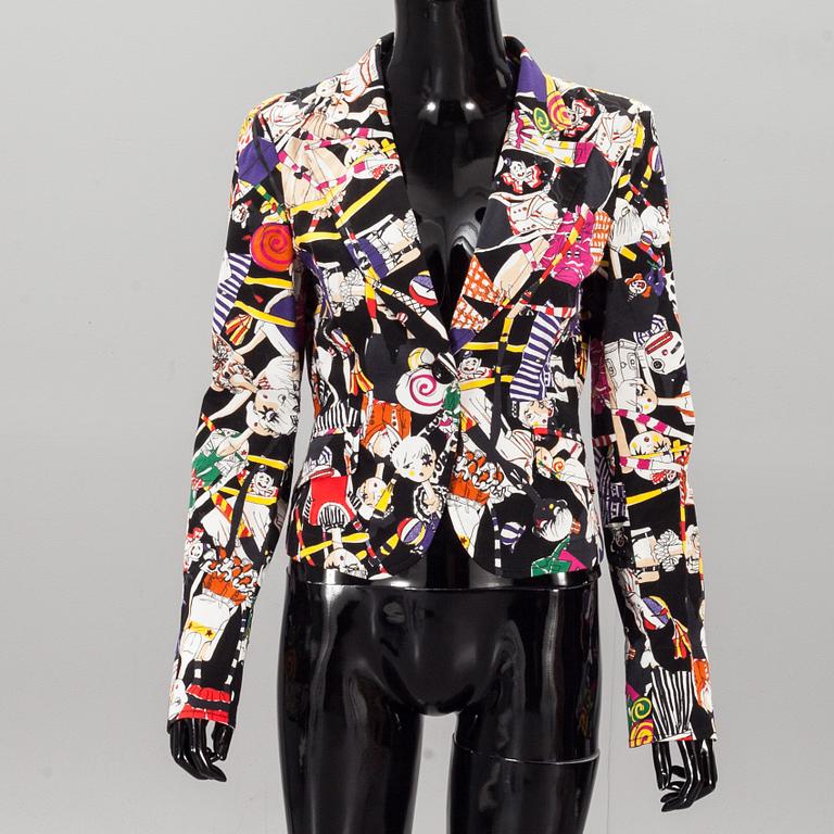 KAVAJ, Moschino.