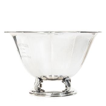 A silver bowl on foot, GAB, Stockholm, 1931.