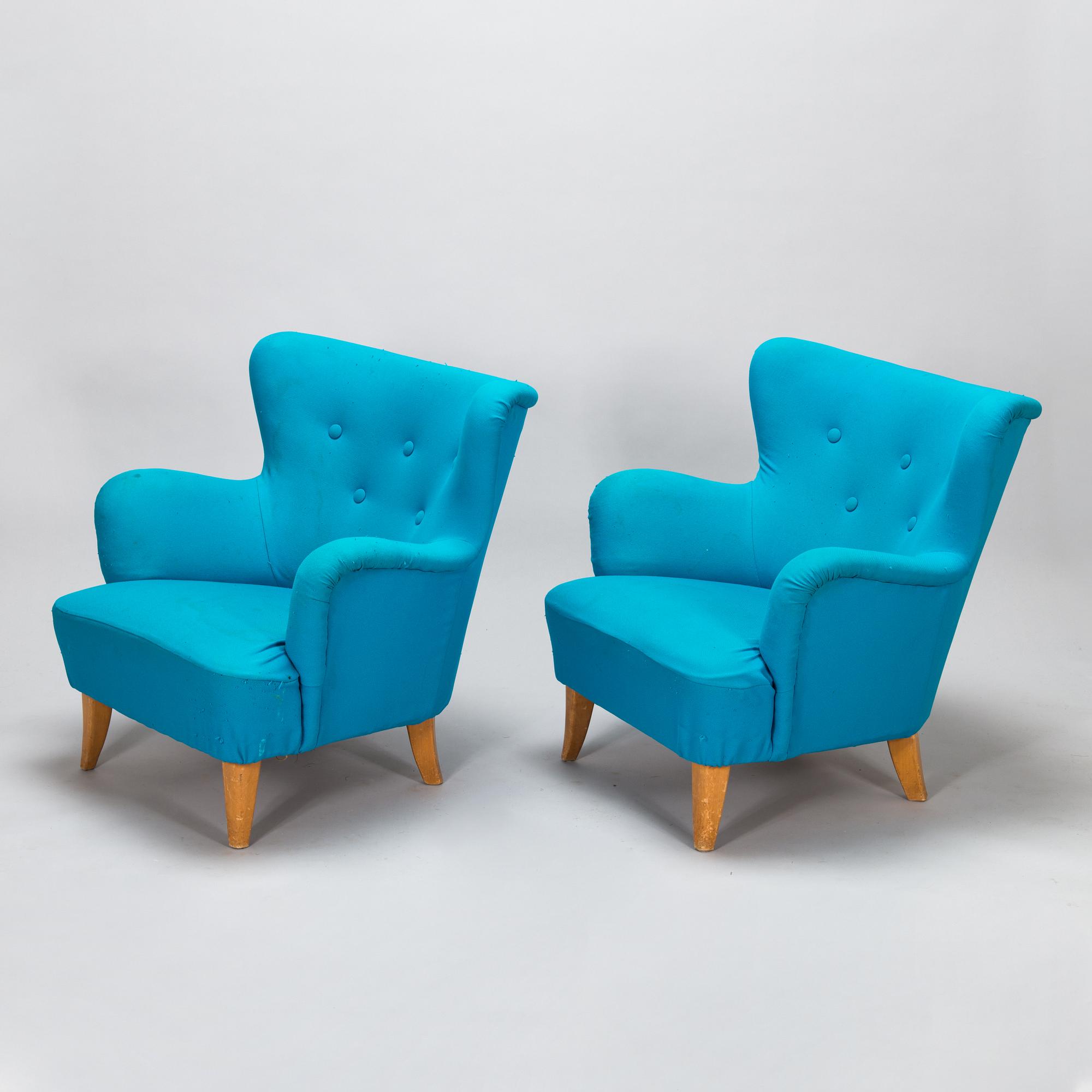 Ilmari Lappalainen, a pair of mid-20th-century 'Laila' armchairs for Asko, Finland.