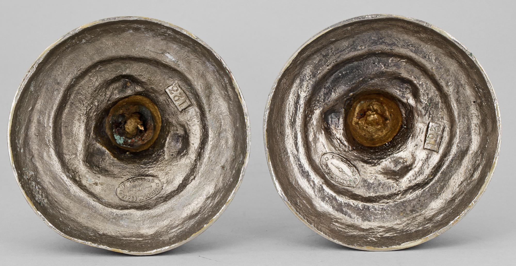 LJUSSTAKAR, ett par, Ryssland. 1800/1900-tal.