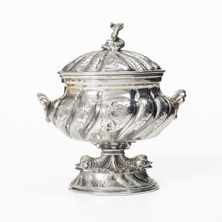 Empire-style sugar bowl on a foot, 20th century.