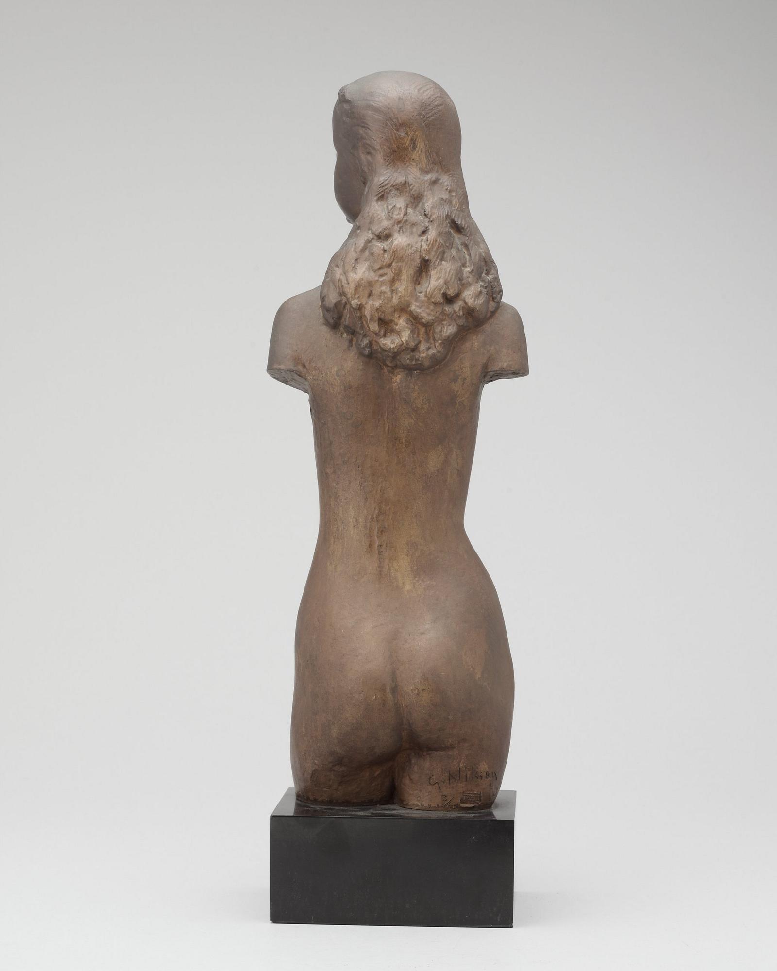 Gunnar Nilsson, Torso, ung flicka.