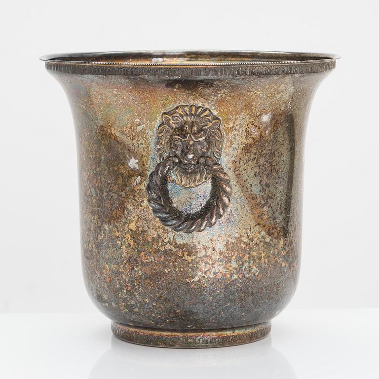 Chamapgnekylare,  Veuve Clicquot Ponsardin.