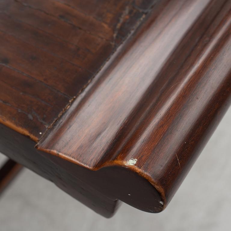 A Chinese altar table, late Qing dynasty / 20th century.