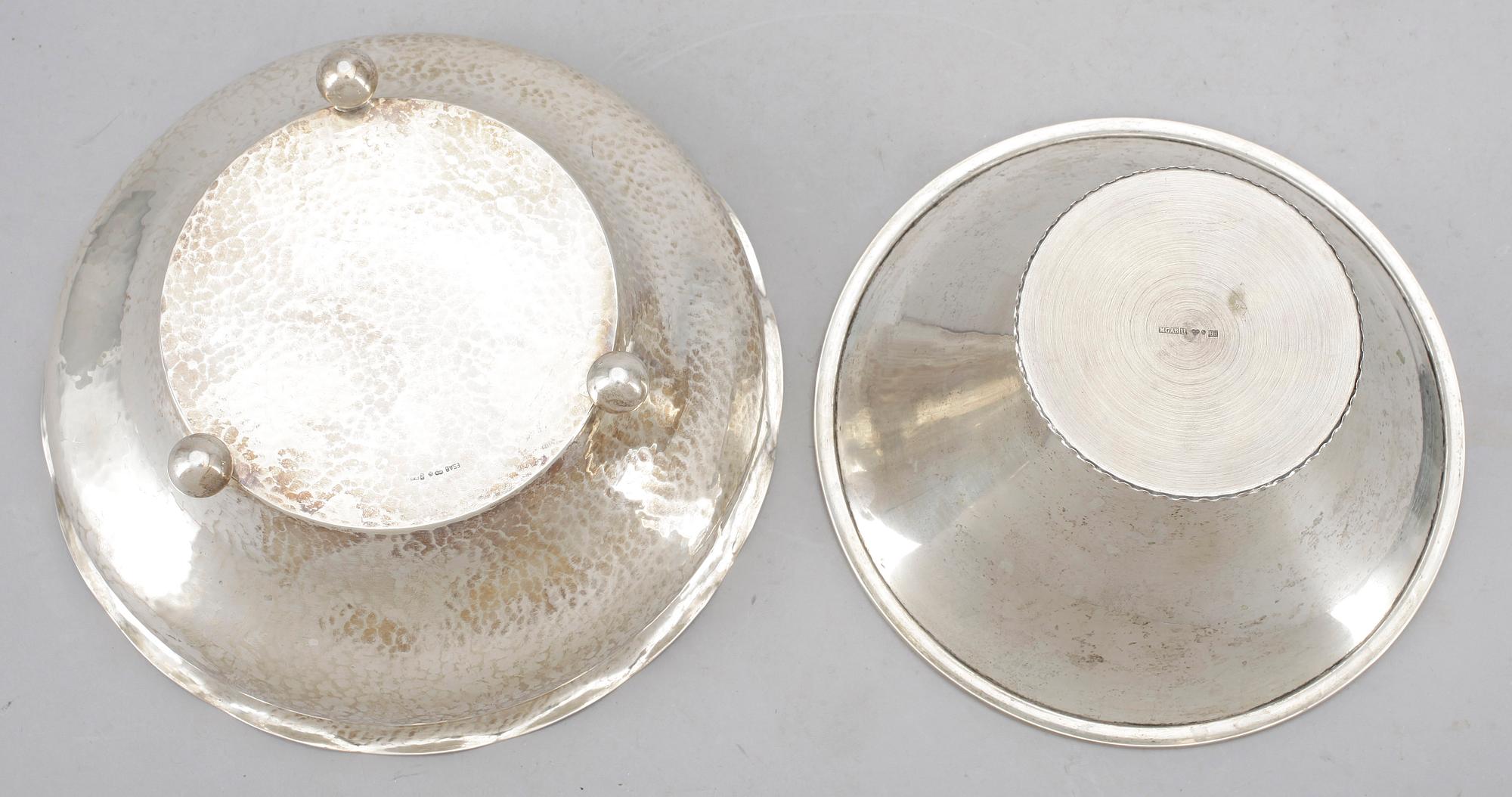 SKÅLAR, 2 st. Silver. Bl a A Erlandssons Silvervarufabriks, Kristianstad 1925. Tot ca 420 g.