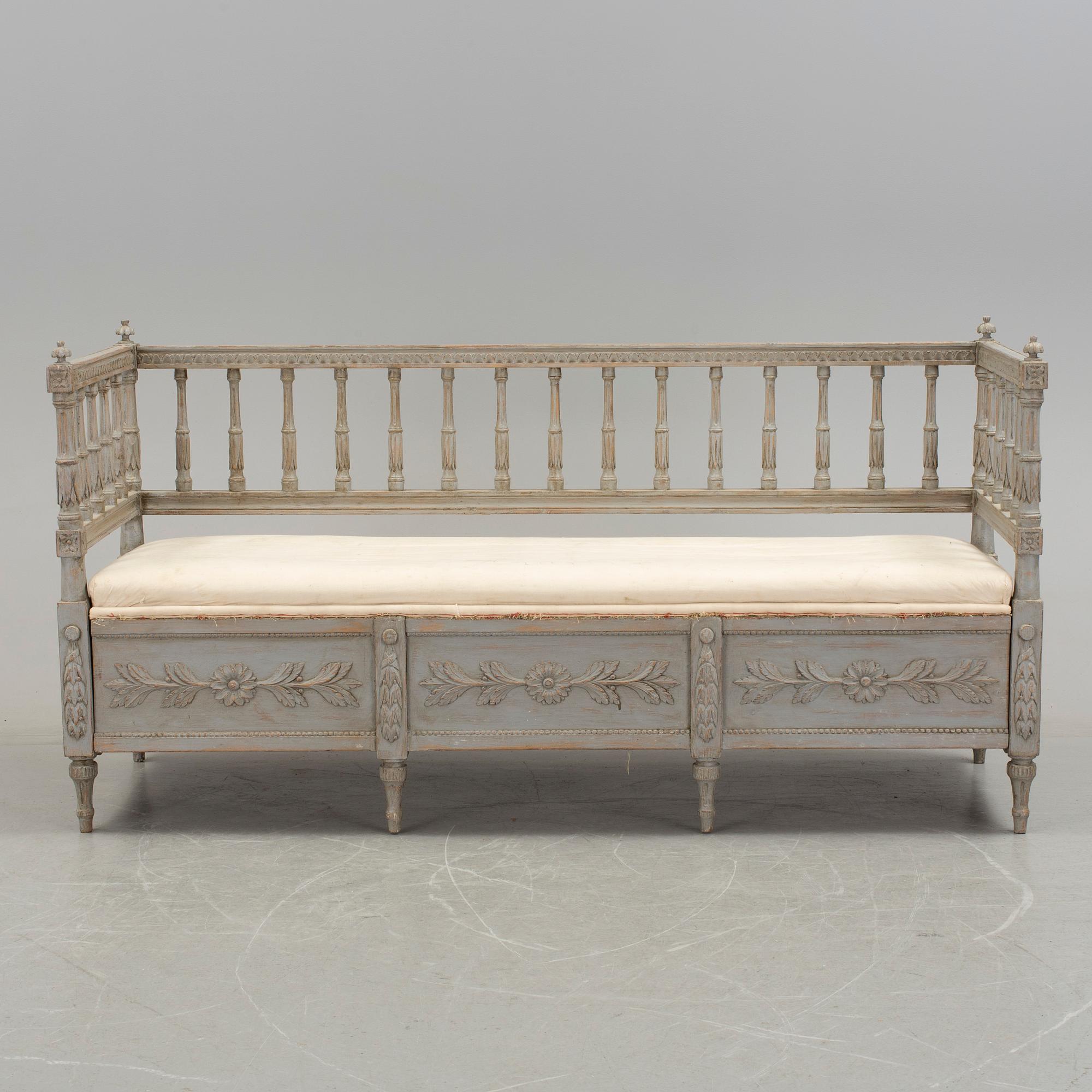 A Gustaviansofa, 8th century.