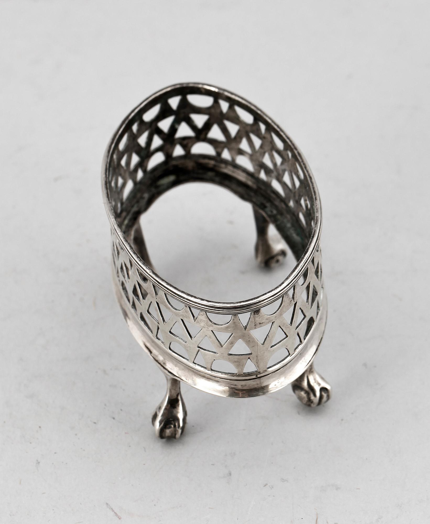 SALTKAR, silver. Empire. Fredrik Nymansson, Kristinehamn 1810. Ca 57 g.