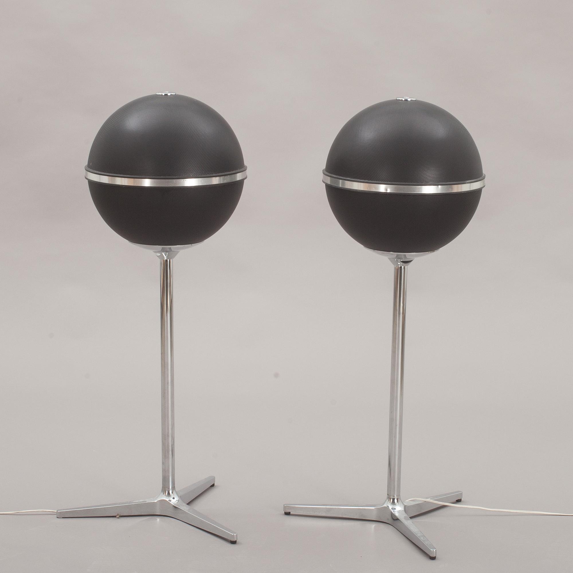 HÖGTALARE, ett par. "Audiorama", Grundig, 1900-talets slut.