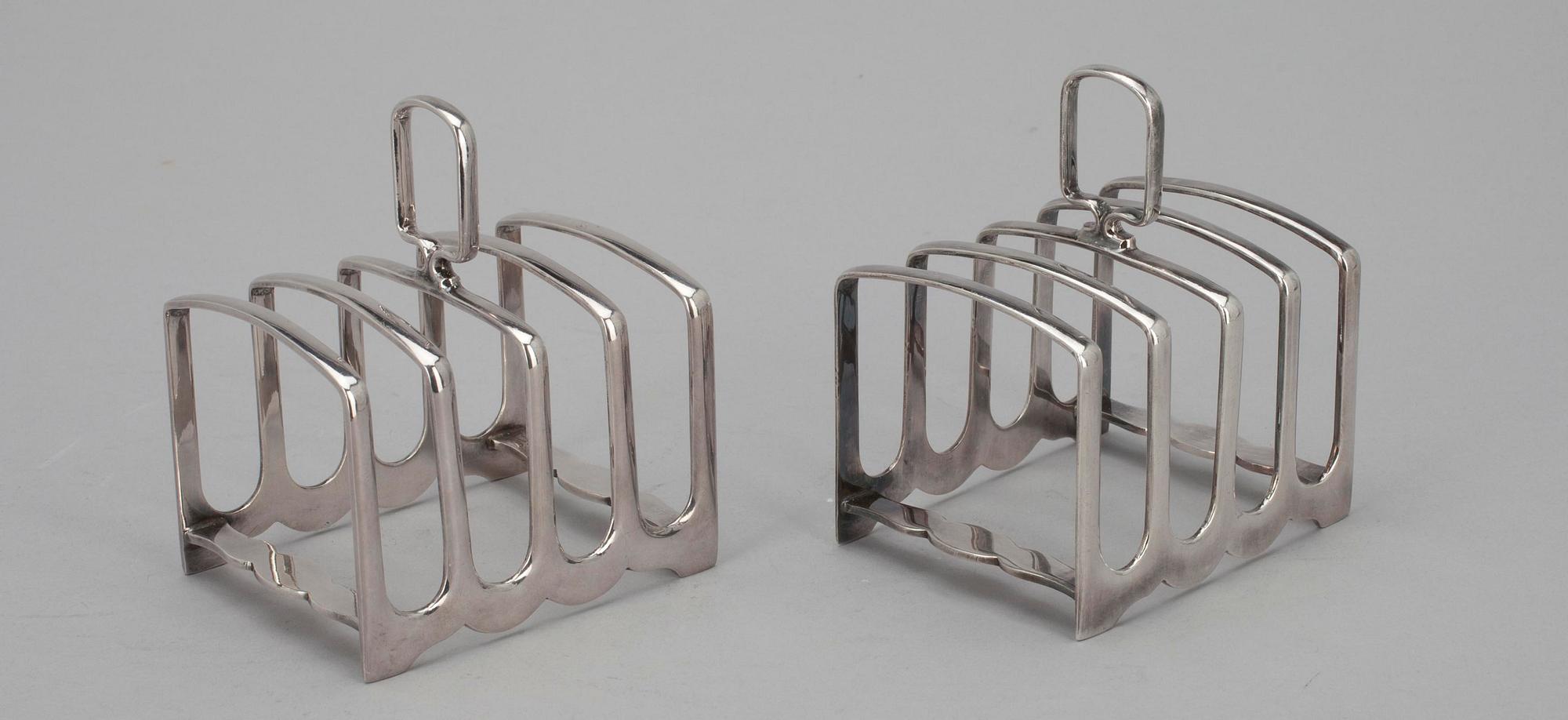 TOASTSTÄLL, ett par, silver, Sheffield 1936. Vikt 229 g.