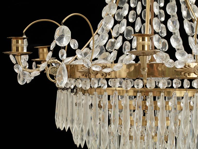 LJUSKRONA, empirestil, 1900-talets andra hälft. H 85.