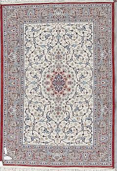 MATTA, Isfahan, ca 150x103 cm.