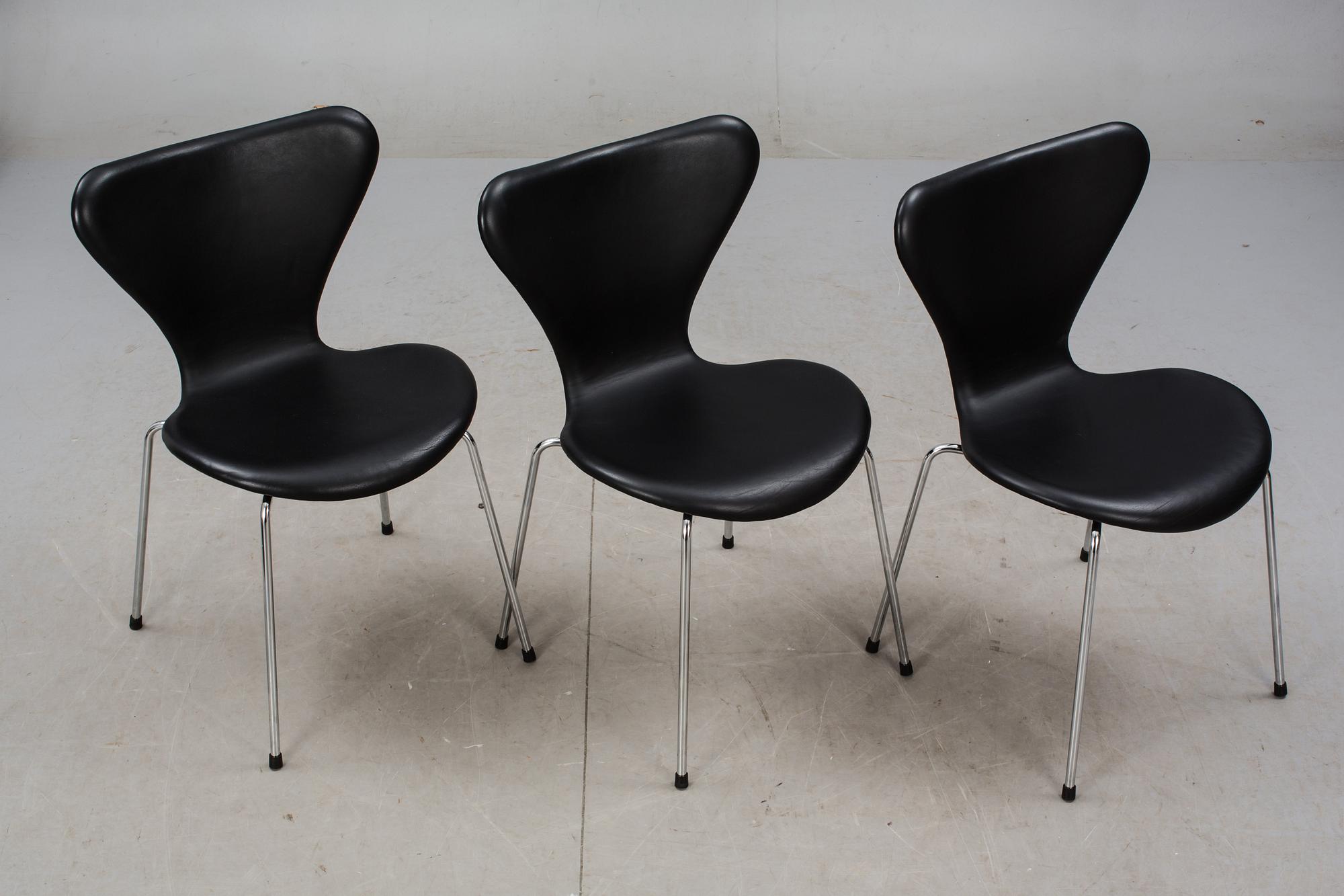 STOLAR, 6 st. "Sjuan". Arne Jacobsen för Fritz Hansen.