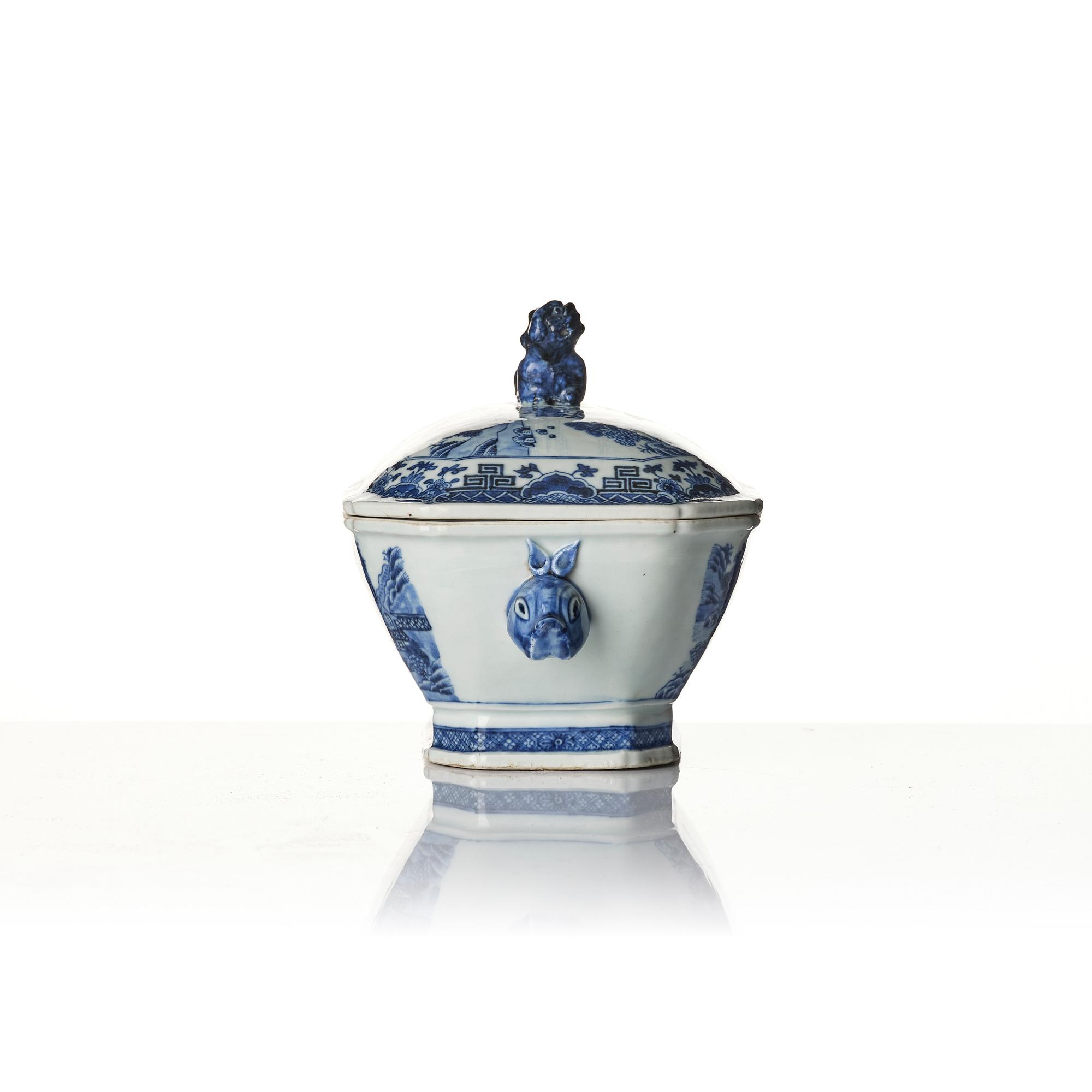 Tureen, porcelain, China, Qianlong (1736-95).