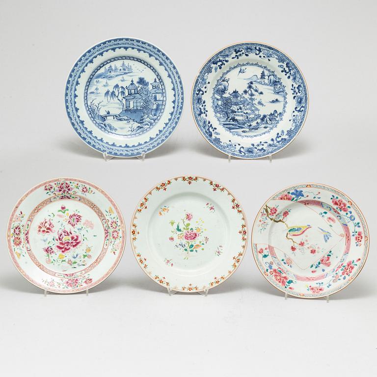 Five export porcelain plates, Qing dynasty, Qianlong (1736-95).