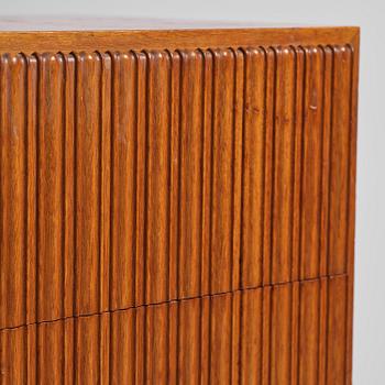 Nordiska Kompaniet, a rare "Anette" chest of drawers, Sweden, ca. 1944.