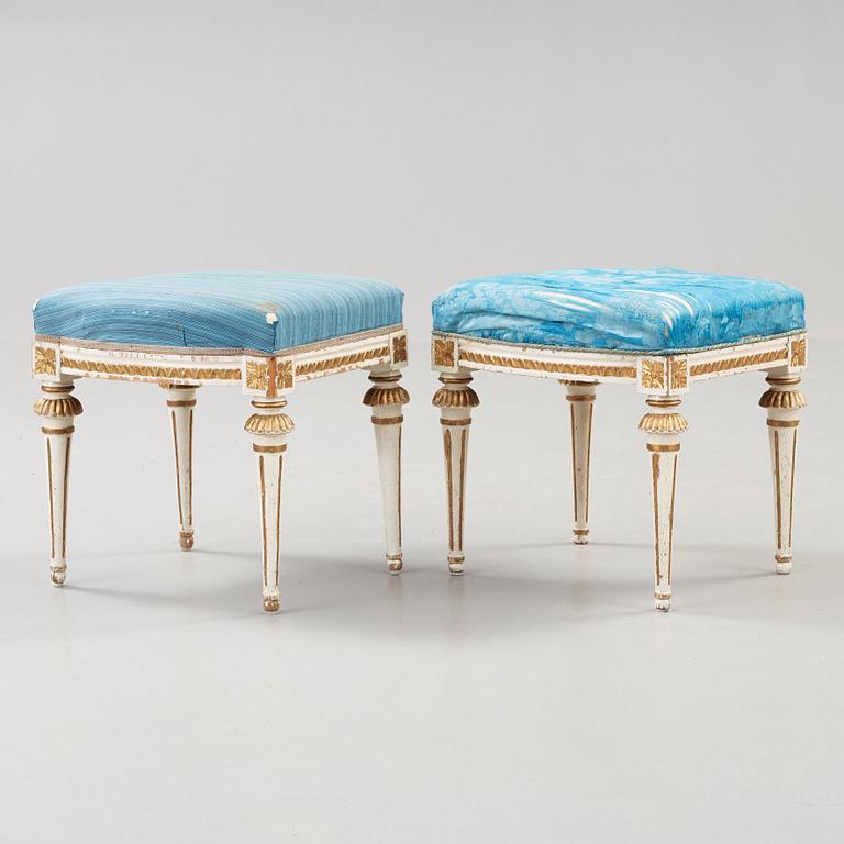 Ephraim Ståhl, A pair of Gustavian late 18th century stools by Ephraim Ståhl, master 1794-1820.