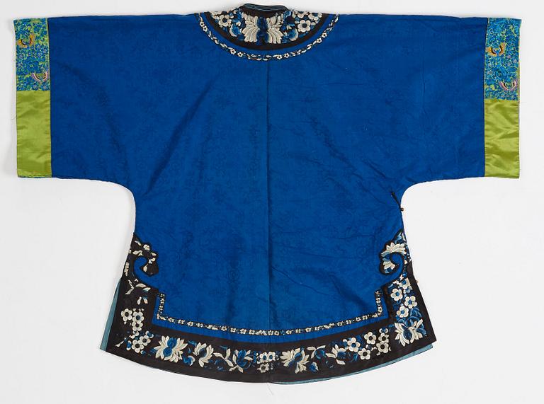 A Chinese embroidered silk robe, 1920's.