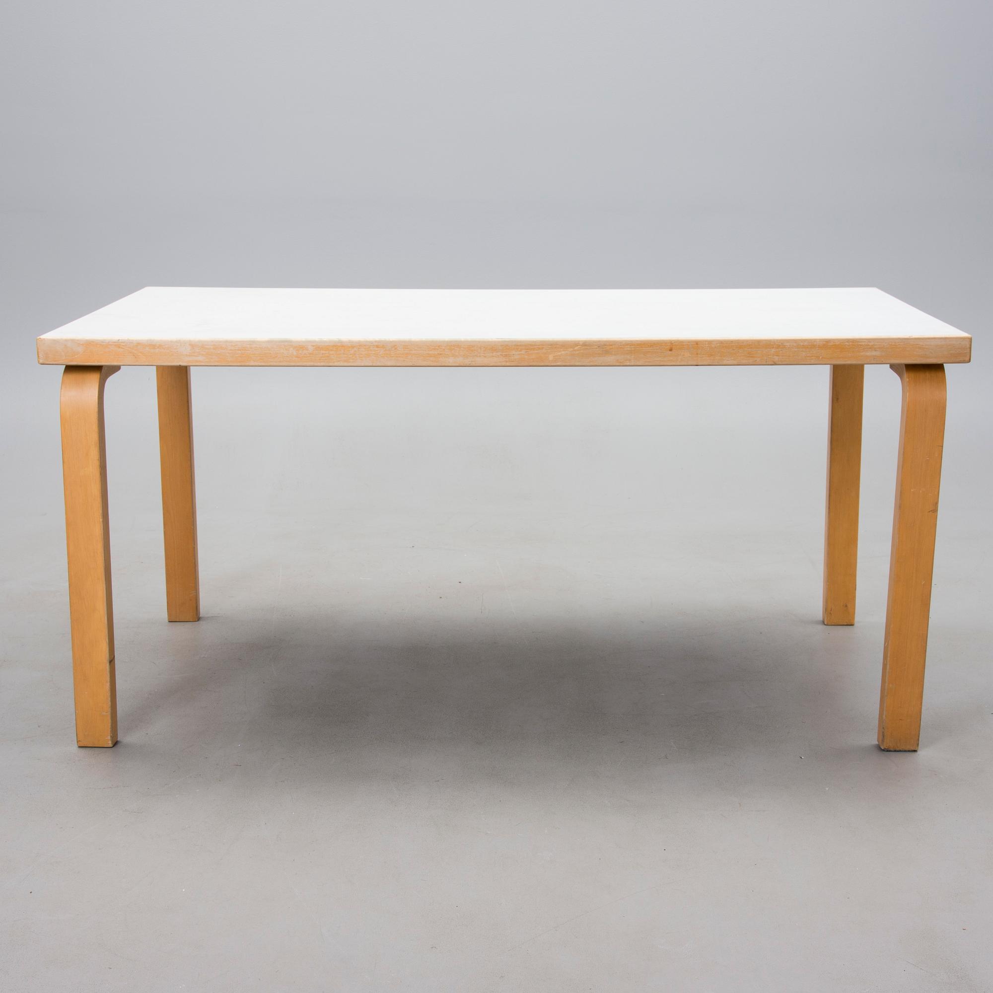 ALVAR AALTO, PÖYTÄ, 1900-luvun viimeinen neljännes.