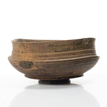 Turned bowl, folk art, 19th century.