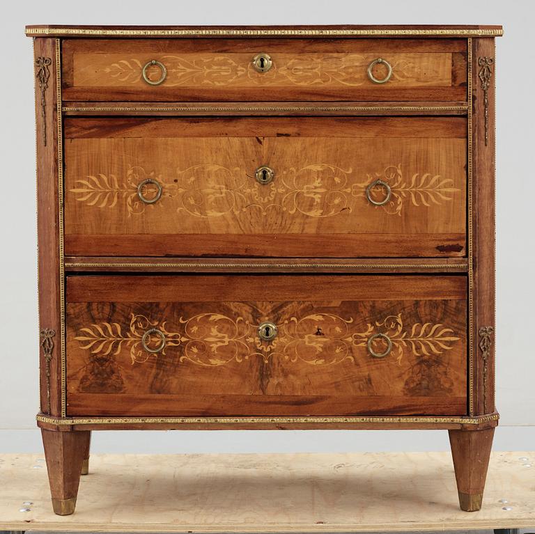 BYRÅ, gustaviansk stil, 1800/1900-tal.