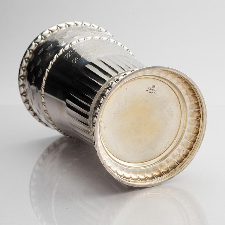 Kungapokal med lock, silver, Prins Carls Hederspris 1918, K. Anderson, Stockholm 1918.