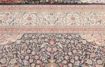 Matta, Figural Silke Orientalisk, Silkesvarp, ca 306 x 240 cm.