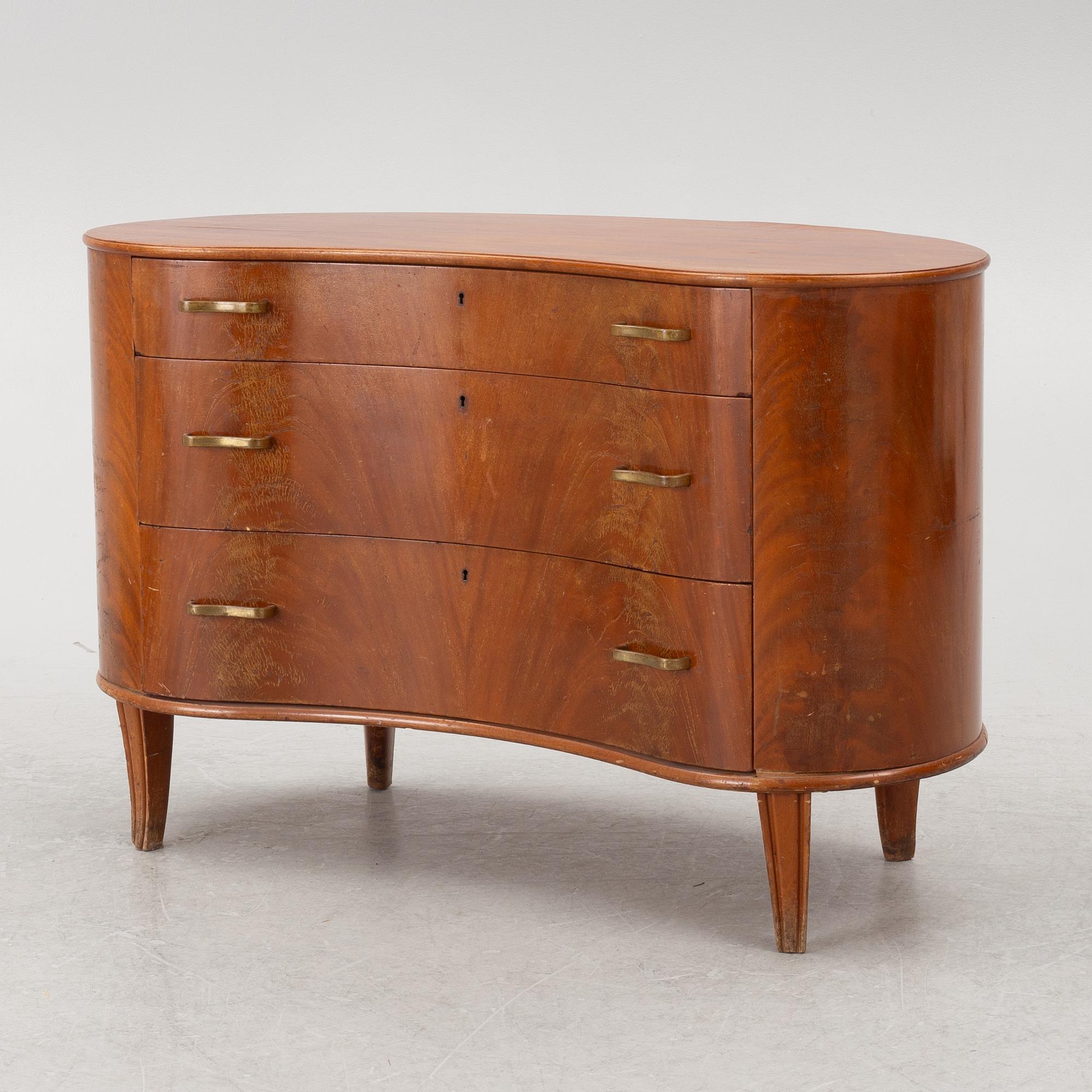 A chest of drawers, Swedish Modern, AB Svenska Möbelfabriken, Bodafors, 1940s.