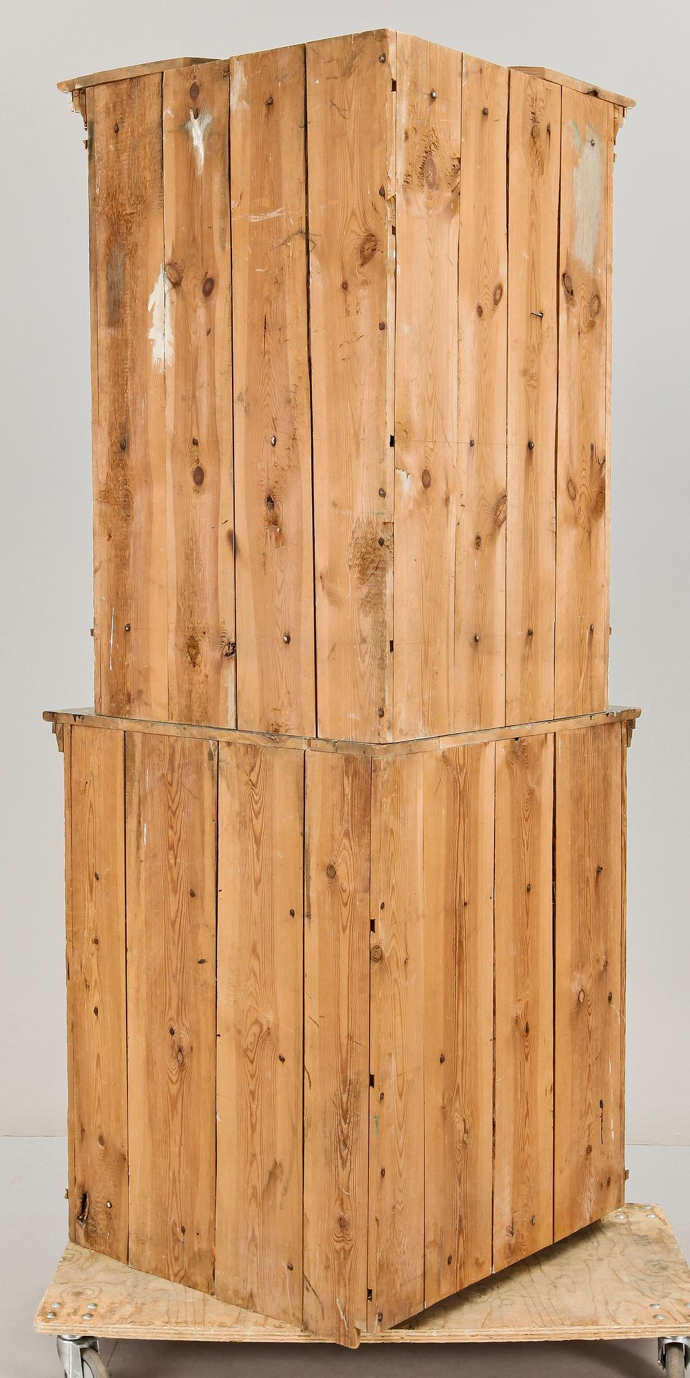 HÖRNSKÅP, sengustavianskt, 1700/1800-tal.