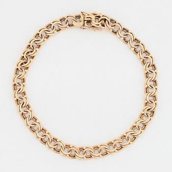 18K gold bracelet.