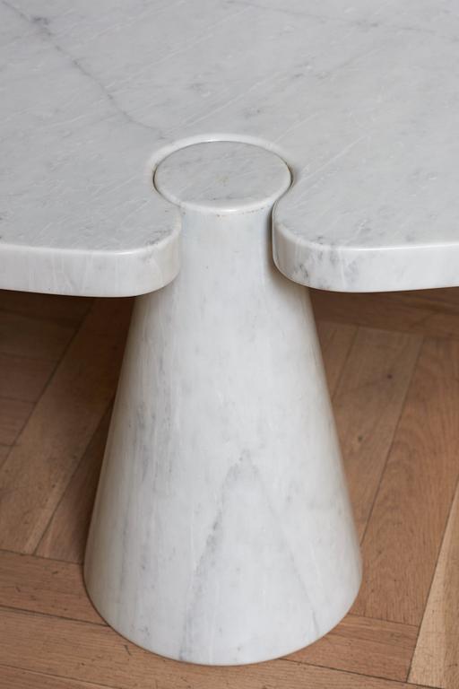 Angelo Mangiarotti, a carrara marble "Eros" sofa table for Skipper, Italy 1970-80's.