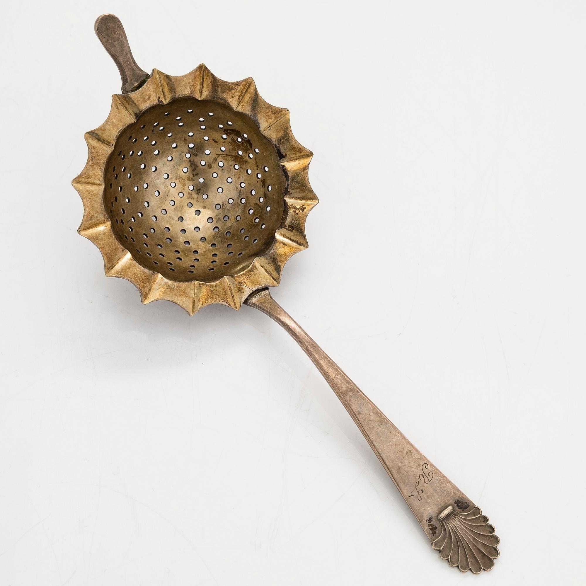 Bestick, 50 delar, silver, "Musslan", finska tillverkare 1913-1948, bla. Johan Emil Somppi, Fredrikshamn.