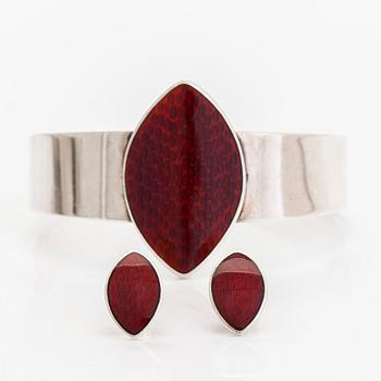 Pekka Piekäinen, armband och örhängen, "Marquise", sterlingsilver och emalj. Platinoro, Åbo 2008.