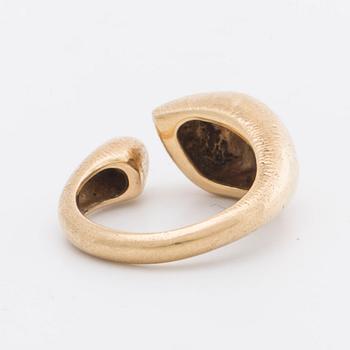 LYNGGAARD RING 18K guld m 1 brilliant-cut diamond approx 0,05 ct.