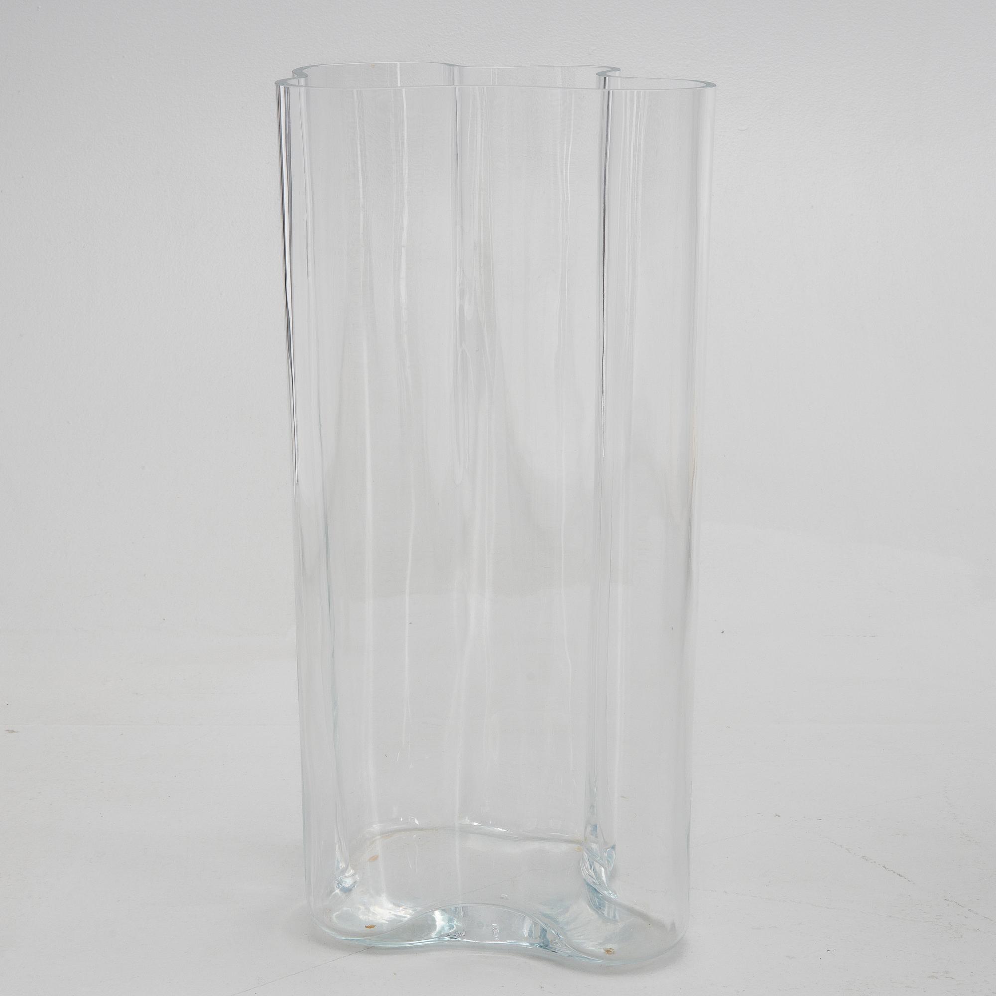 Alvar Aalto, golvvas, glas, Ittala, Finland, ed 12/1998.