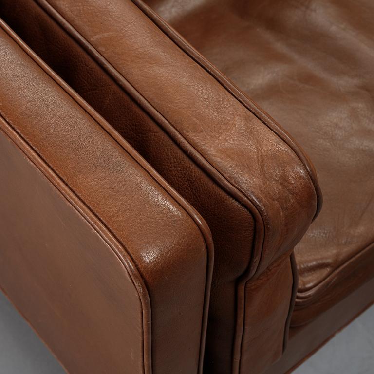 Børge Mogensen, a model 2213 sofa, Fredericia Stolefabrik, Denmark.