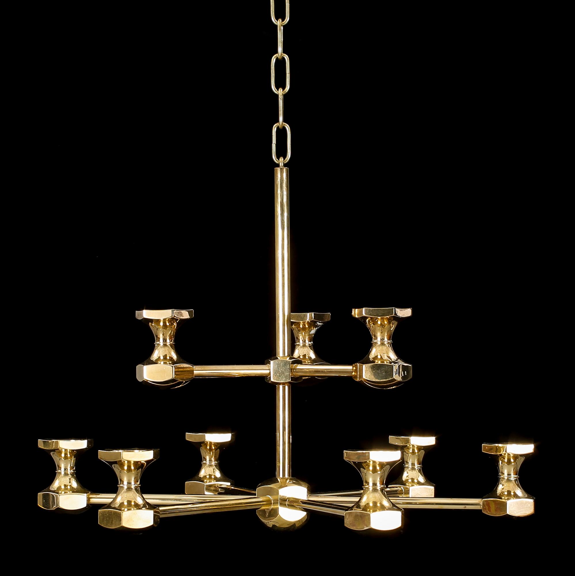 LJUSKRONA, mässing, Metallslöjden Gusum, 1900-talets andra hälft.