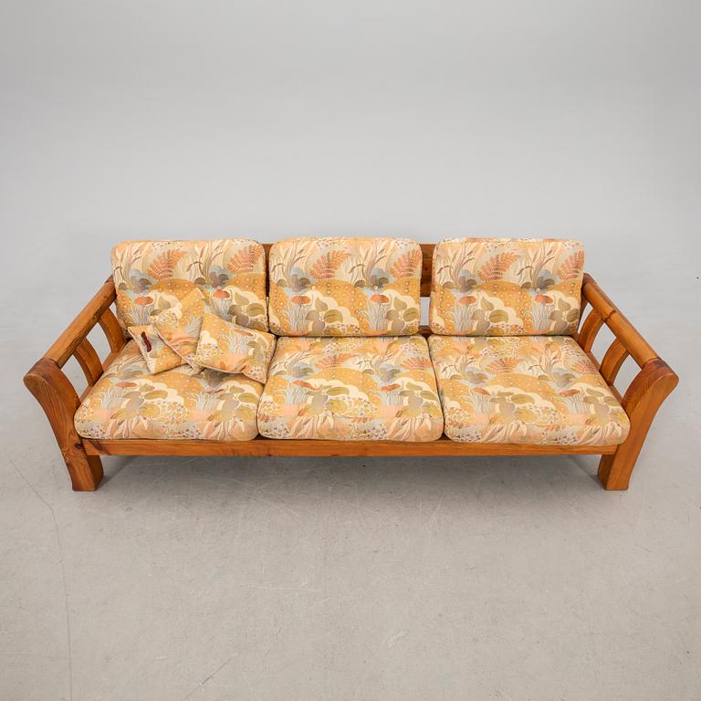 Uno & Östen Kristiansson, three-piece sofa set from the 1970s.