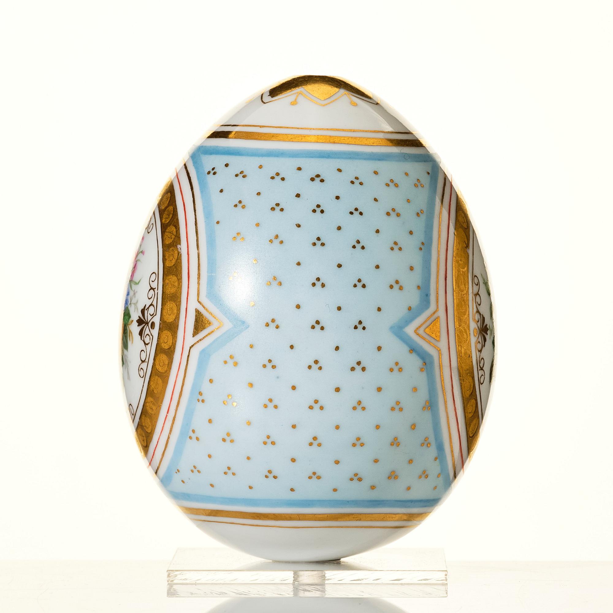 A Russian porcelain Easter Egg, 19th Century, presumably Imperial porcelain factory, St Petersburg.