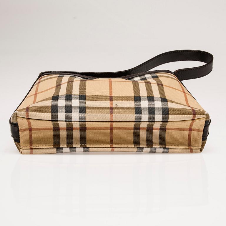VÄSKA och NECESSÄR, Burberry.
