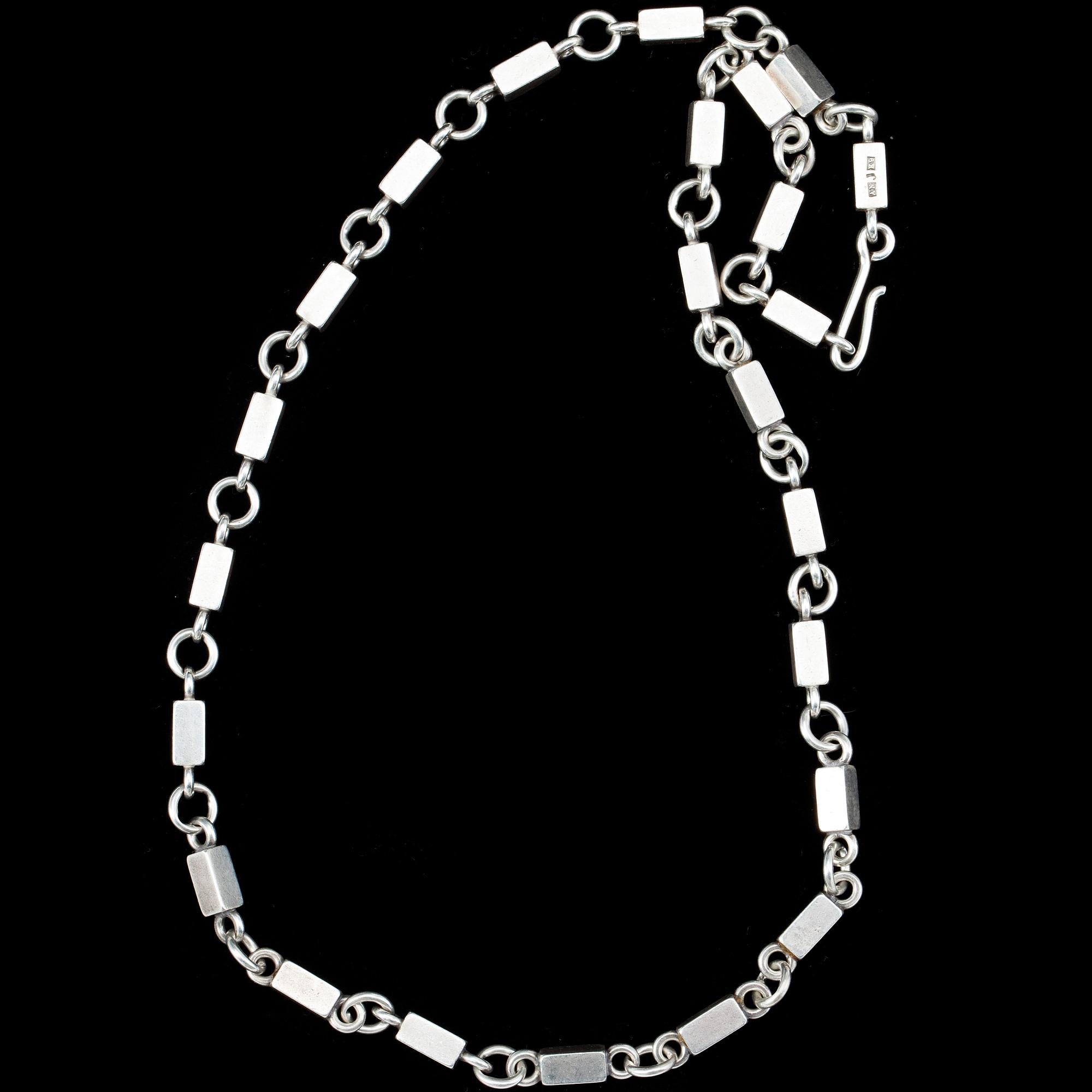 COLLIER, sterlingsilver, Wiwen Nilsson, Lund, 1960. Vikt ca 42g.