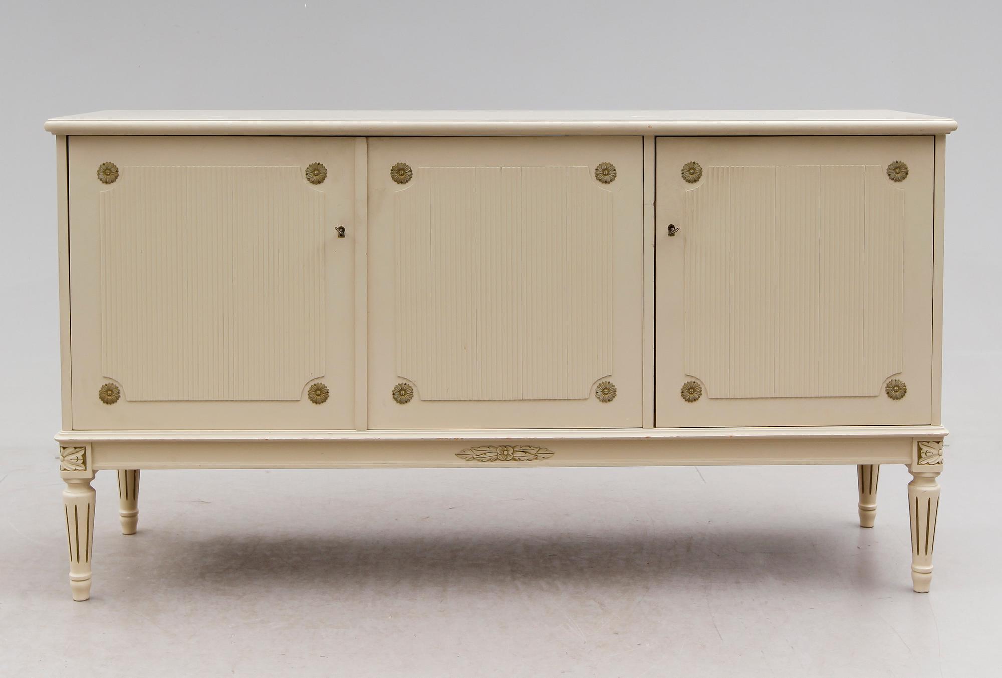 SIDEBOARD, gustaviansk stil, 1900-talets andra hälft.