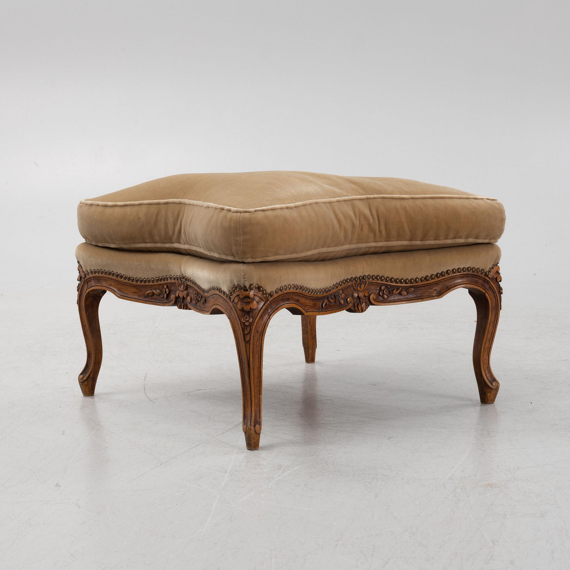A Rococo style ottoman, around 1900.