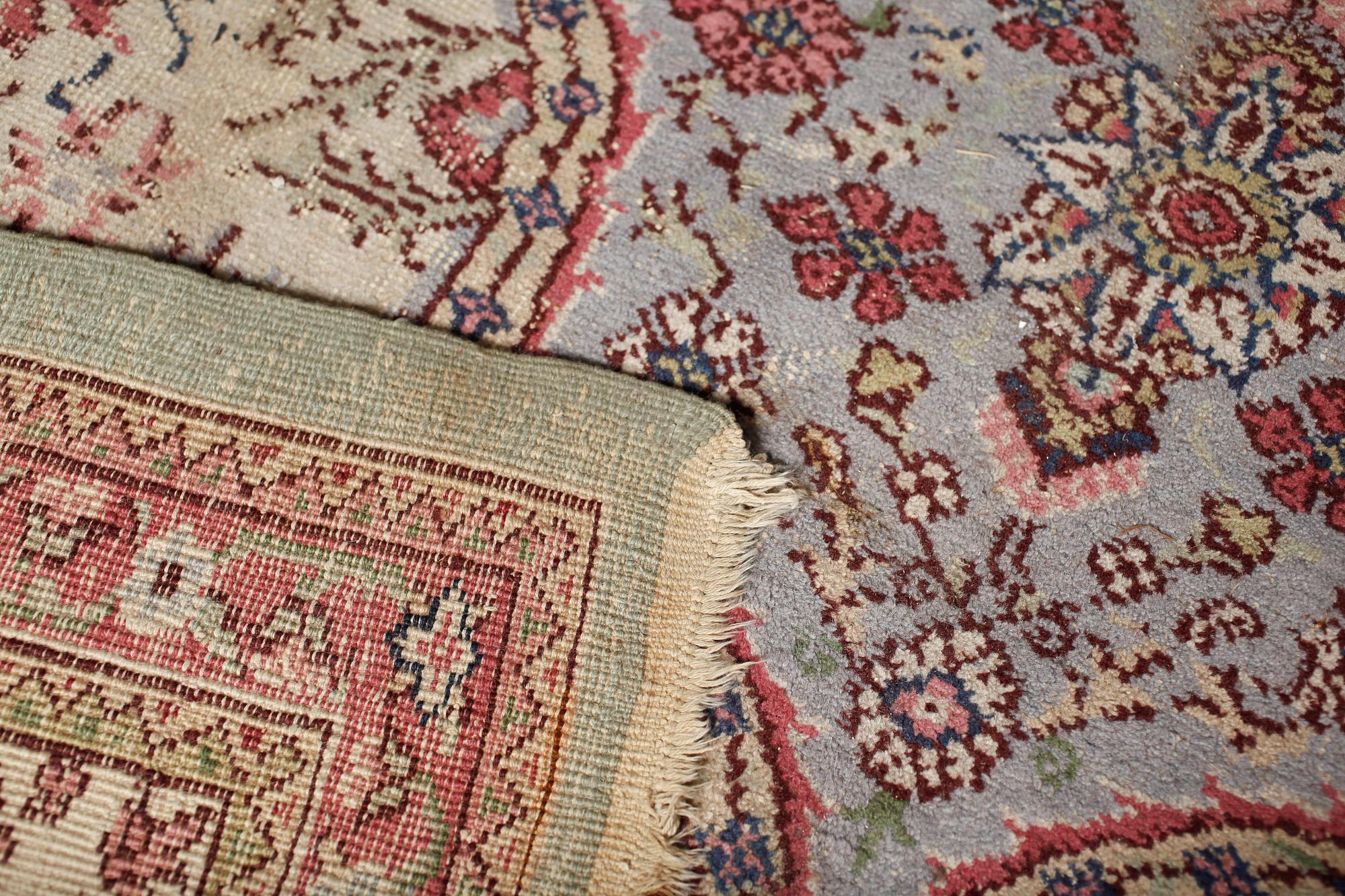 MATTA, orient, old, ca 495 x 444 cm.